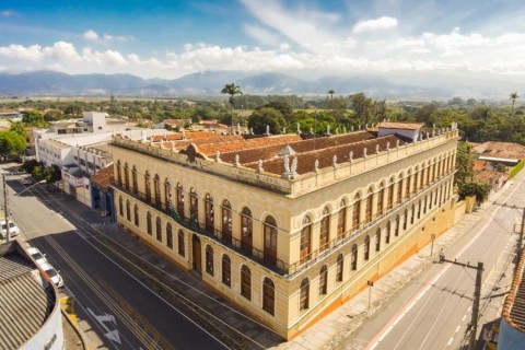 Mostra “10 de Julho” celebra os 320 anos de Pindamonhangaba com arte e memória