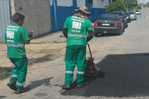 Prefeitura realiza Operação Tapa-Buraco em diversas vias de Lorena
